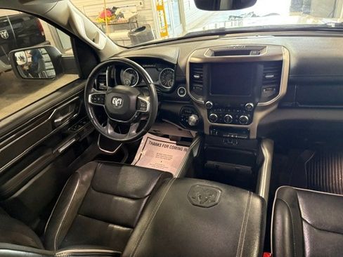 Used 2022 RAM 1500 Laramie AWD/4WD image 19