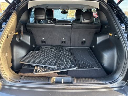 Used 2020 Jeep Cherokee Trailhawk w/ Cold Weather Group image 50