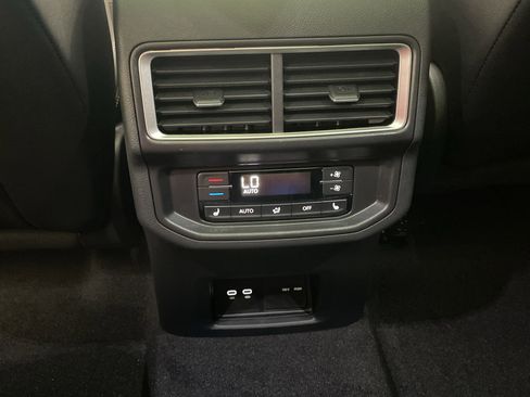 New 2026 Volkswagen Atlas SEL image 35