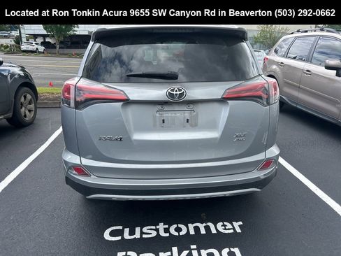 Used 2016 Toyota RAV4 XLE AWD/4WD image 4