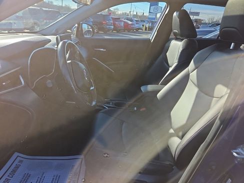 Used 2023 Toyota Corolla Cross XLE image 15