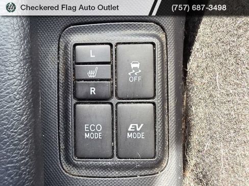 Used 2015 Toyota Prius C Four FWD image 20