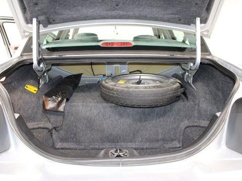 Used 2002 Lincoln Town Car Executive image 31