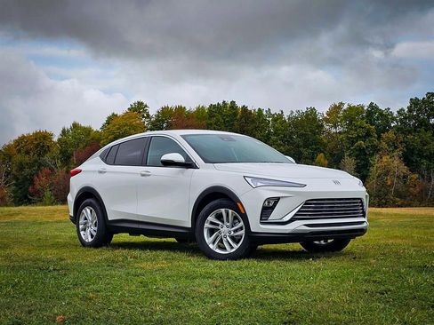 New 2026 Buick Envista Preferred w/ Convenience I Package image 2