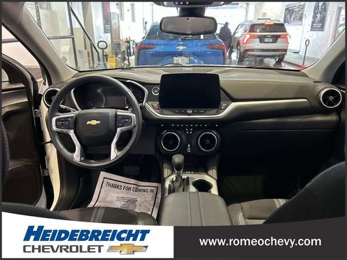 Used 2024 Chevrolet Blazer LT w/ Convenience Package image 17