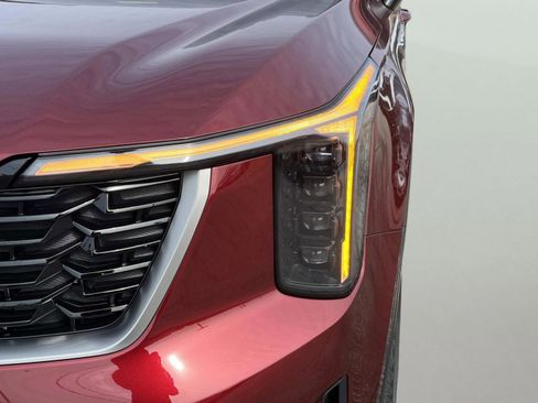 New 2025 Kia Sorento S w/ Panoramic Sunroof Package image 9