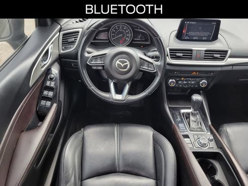Used 2018 MAZDA MAZDA3 Touring FWD image 9