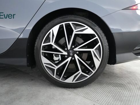Used 2023 Hyundai Ioniq 6 SEL w/ Cargo Package RWD image 9