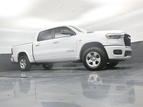 New 2026 RAM 1500 4x4 Crew Cab image 37