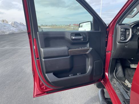 Used 2019 Chevrolet Silverado 1500 LT w/ All-Star Edition image 12