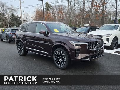 New 2026 Volvo XC90 B5 Plus