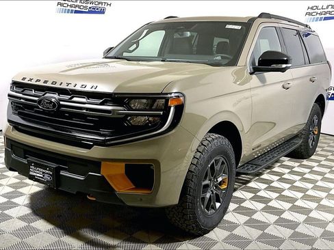 New 2026 Ford Expedition Tremor image 1