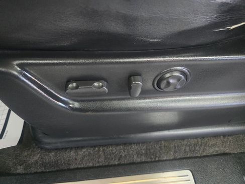 Used 2009 Cadillac Escalade EXT image 20