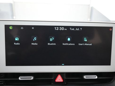 Used 2022 Hyundai Ioniq 5 SEL w/ Cargo Package RWD image 12
