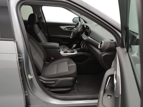 Used 2024 Chevrolet Blazer LT image 21