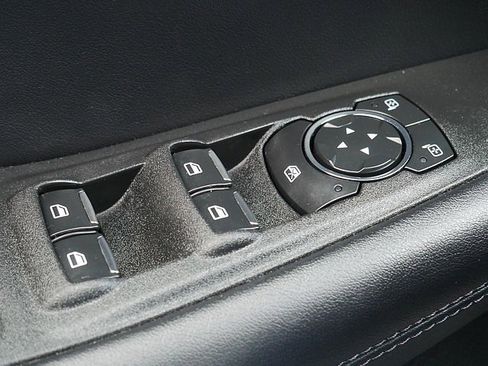 Used 2024 Ford Edge SEL w/ Convenience Package image 25