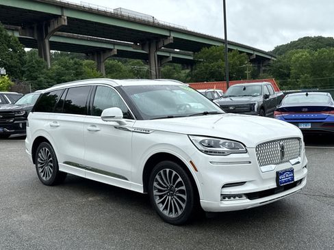 Used 2022 Lincoln Aviator Reserve w/ Equipment Group 201A AWD/4WD image 1
