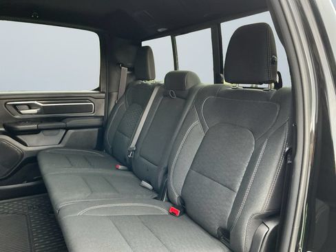 Used 2025 RAM 1500 Big Horn AWD/4WD image 14