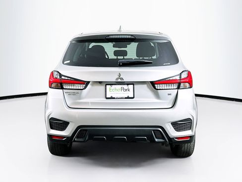 Used 2025 Mitsubishi Outlander Sport SE AWD/4WD image 7