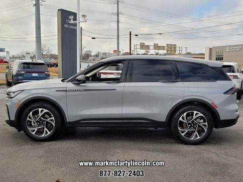 New 2026 Lincoln Nautilus Premier w/ Jet Appearance Package image 4