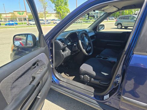 Used 2005 Honda CR-V LX image 13