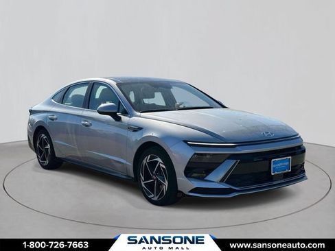 Certified 2025 Hyundai Sonata SEL FWD image 1