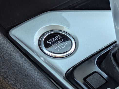 Used 2024 Nissan Altima 2.5 SV FWD image 28