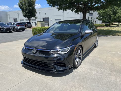 Used 2024 Volkswagen Golf R AWD/4WD image 20