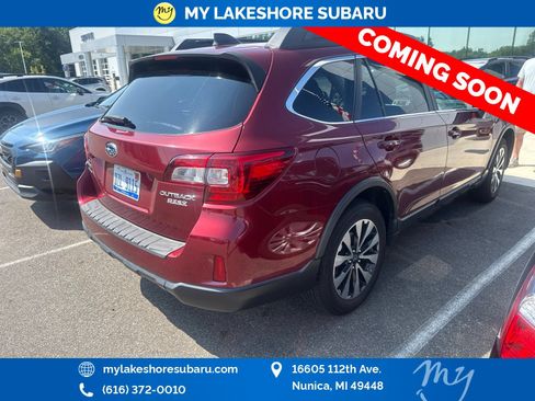 Used 2017 Subaru Outback 2.5i Limited AWD/4WD image 6