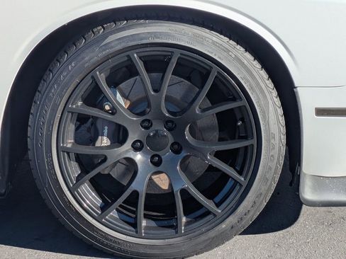 Used 2016 Dodge Challenger R/T Scat Pack image 22