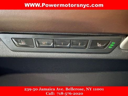 Used 2021 BMW 750i xDrive w/ Executive Package AWD/4WD image 45