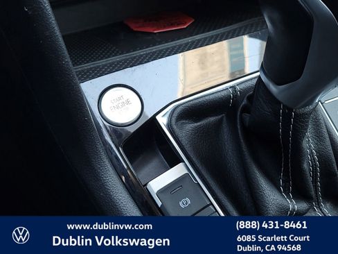 Certified 2023 Volkswagen Taos SE image 17