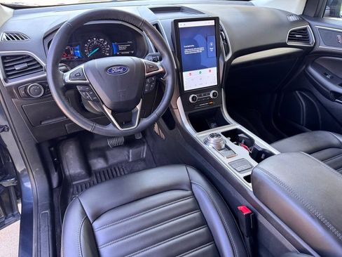 Used 2024 Ford Edge SEL w/ Convenience Package AWD/4WD image 2