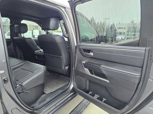 Used 2023 Toyota Tundra Platinum image 14