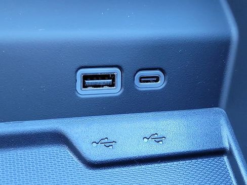 New 2026 Chevrolet Suburban LT w/ Comfort Package image 14