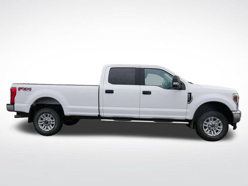Used 2019 Ford F250 XLT w/ XLT Value Package AWD/4WD image 2