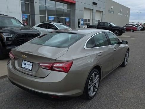 Used 2024 Chevrolet Malibu LT FWD image 5