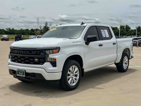 Used 2026 Chevrolet Silverado 1500 Custom RWD image 7