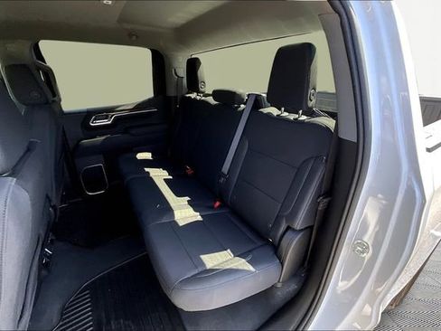 New 2026 GMC Sierra 1500 SLE image 11