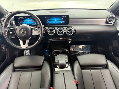Used 2021 Mercedes-Benz A 220 image 12