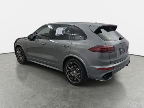 Used 2016 Porsche Cayenne GTS image 7