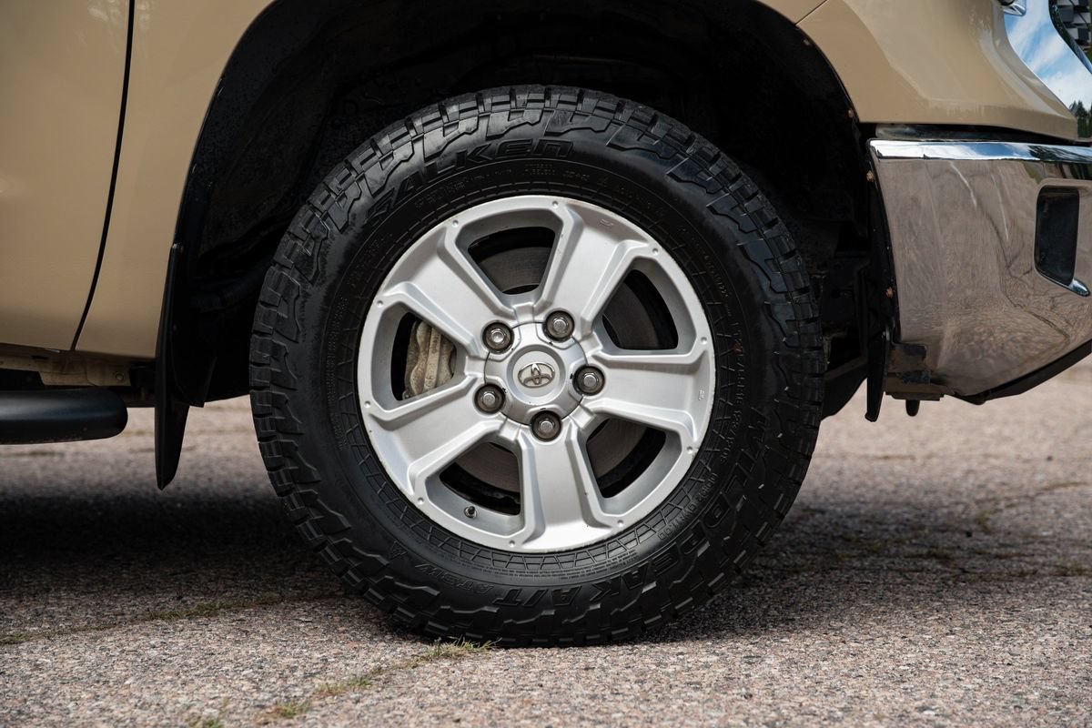 Used 2019 Toyota Tundra SR5 AWD/4WD image 10