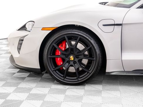 Certified 2024 Porsche Taycan GTS image 37