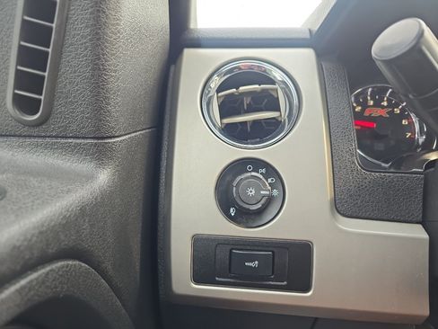 Used 2014 Ford F150 FX4 w/ Equipment Group 401A Mid AWD/4WD image 24