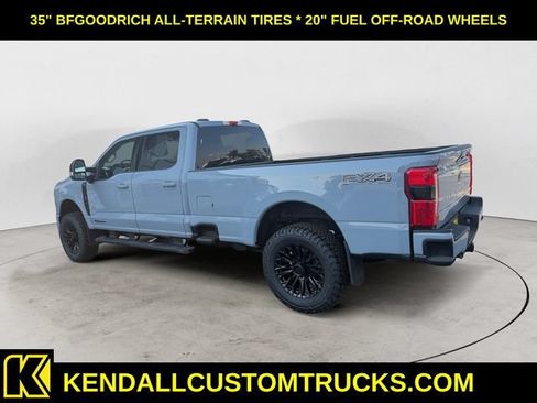 Used 2025 Ford F350 Lariat w/ Black Appearance Package AWD/4WD image 7
