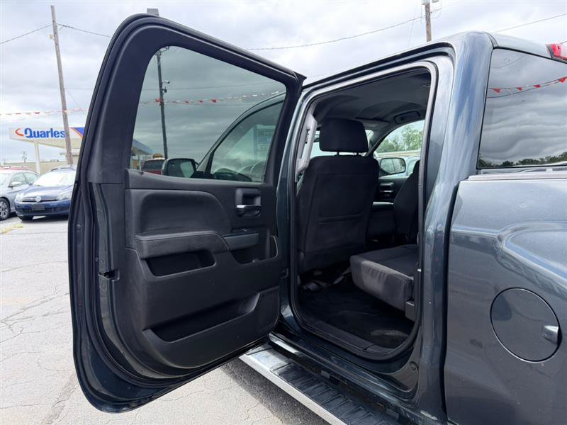 Used 2017 Chevrolet Silverado 1500 LT w/ All Star Edition AWD/4WD image 16