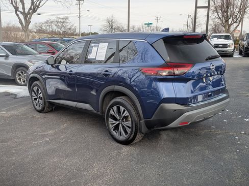 Used 2023 Nissan Rogue SV image 7