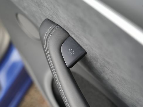 Used 2025 Tesla Model 3 Long Range image 35