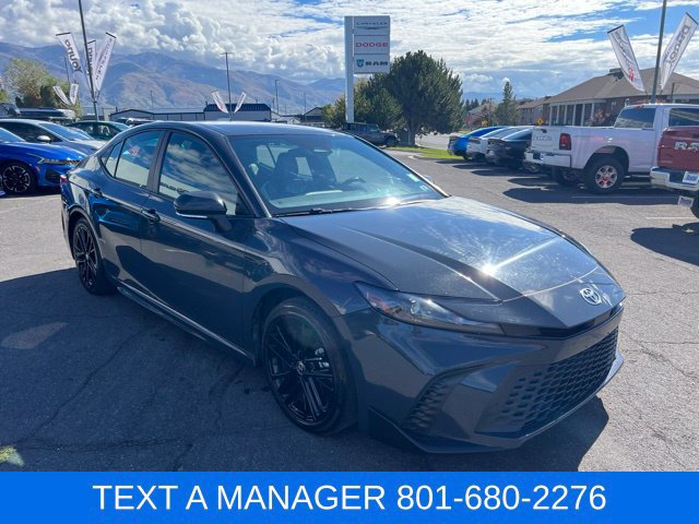 Used 2025 Toyota Camry SE FWD image 7