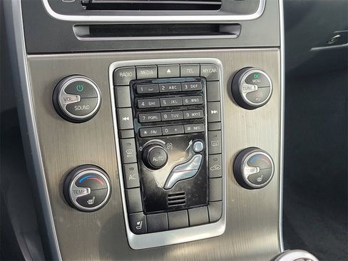 Used 2014 Volvo S60 T5 image 29